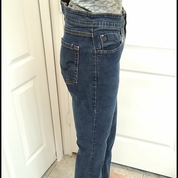 Levi's Signature Jeans Size 10 with 2% SPANDEX - Picture 4 of 14